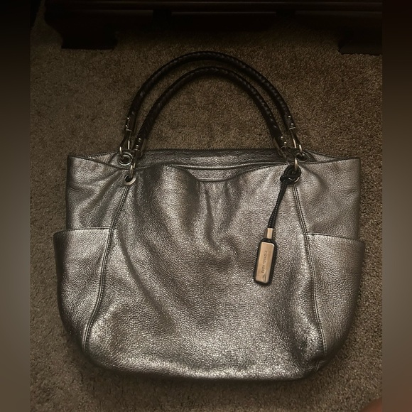 Michael Kors Metallic Silver/Black Leather Skorpios Tote - Picture 4 of 14